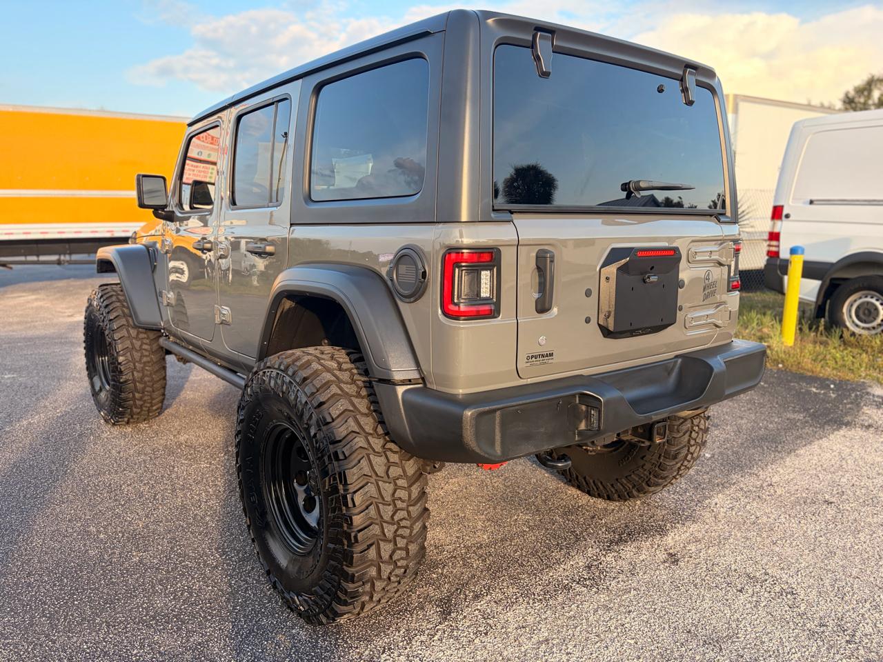 Jeep Wrangler Unlimited Sport 2020