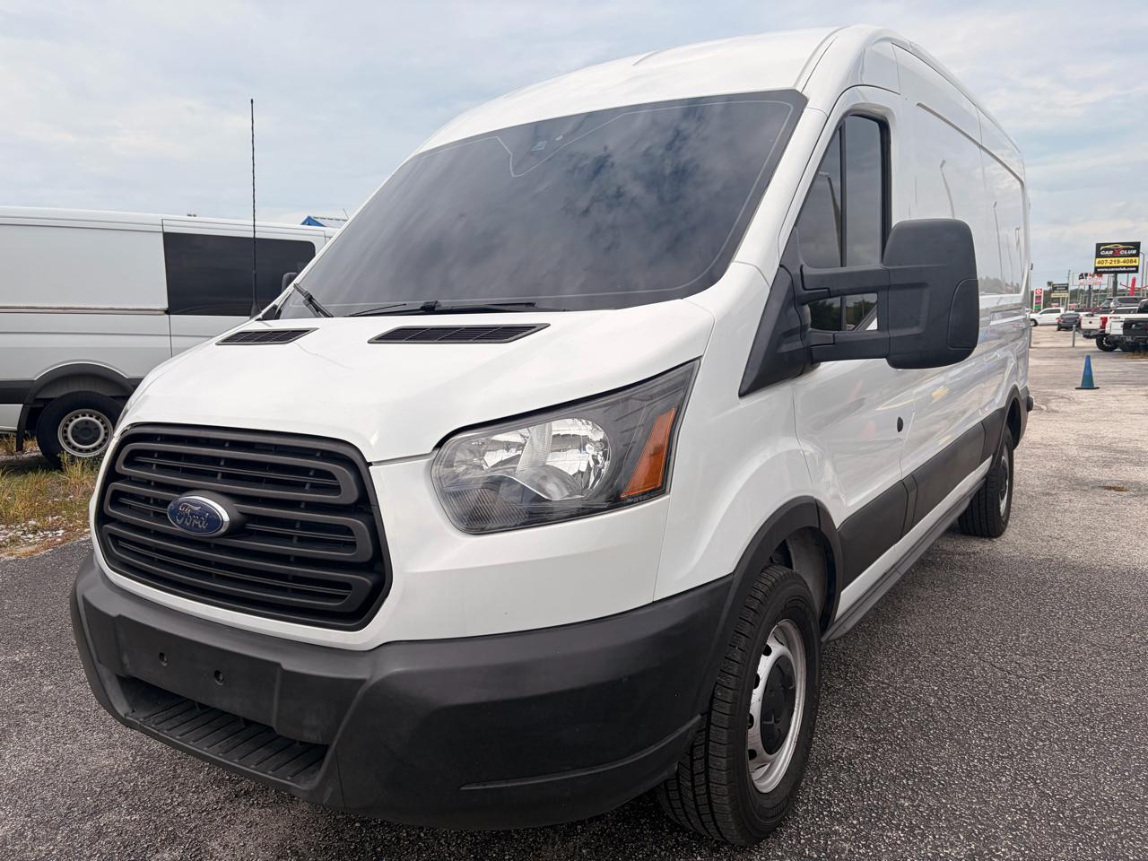 Ford Transit 350 Van Med. Roof w/Sliding Pass. 148-in. WB 2019