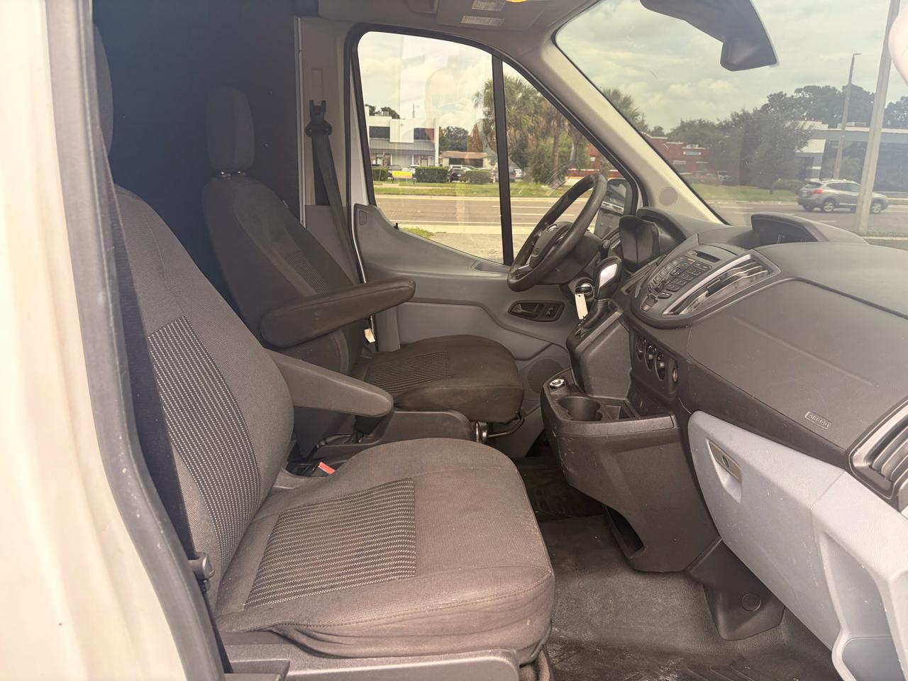 Ford Transit 350 Van Med. Roof w/Sliding Pass. 148-in. WB 2019