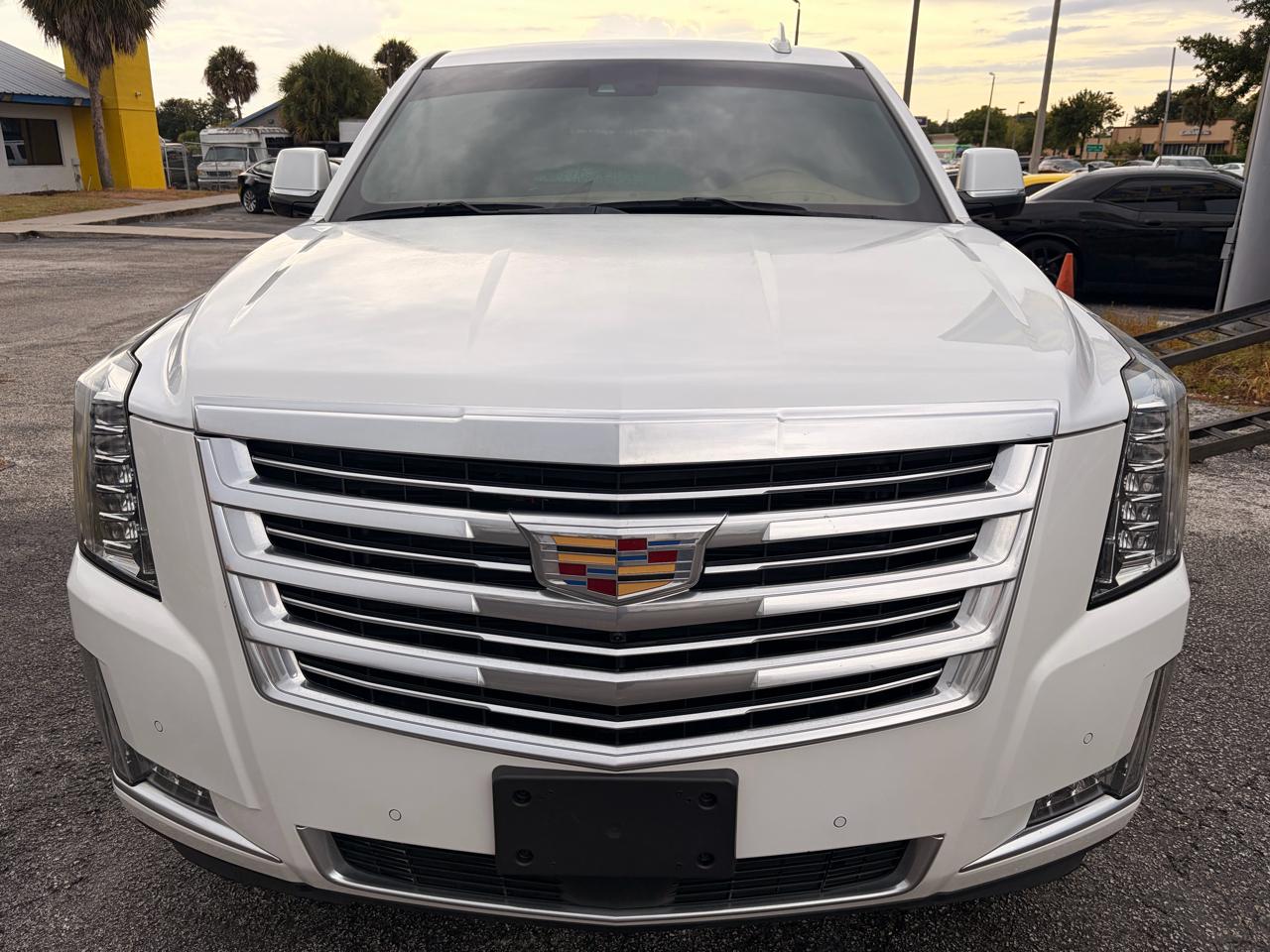 Cadillac Escalade ESV Platinum 4WD 2017
