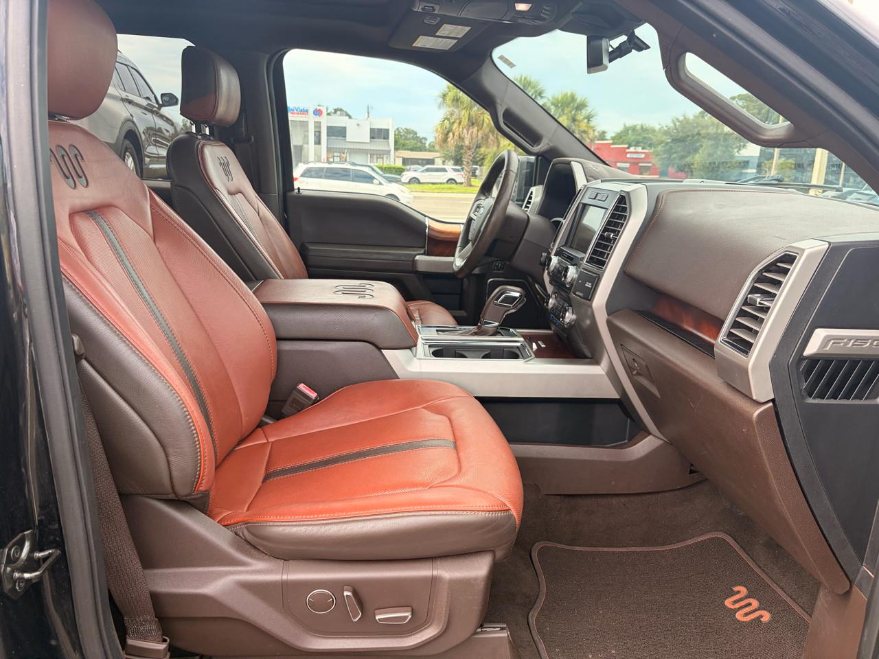 Ford F-150 4WD SuperCrew 145" King Ranch 2018