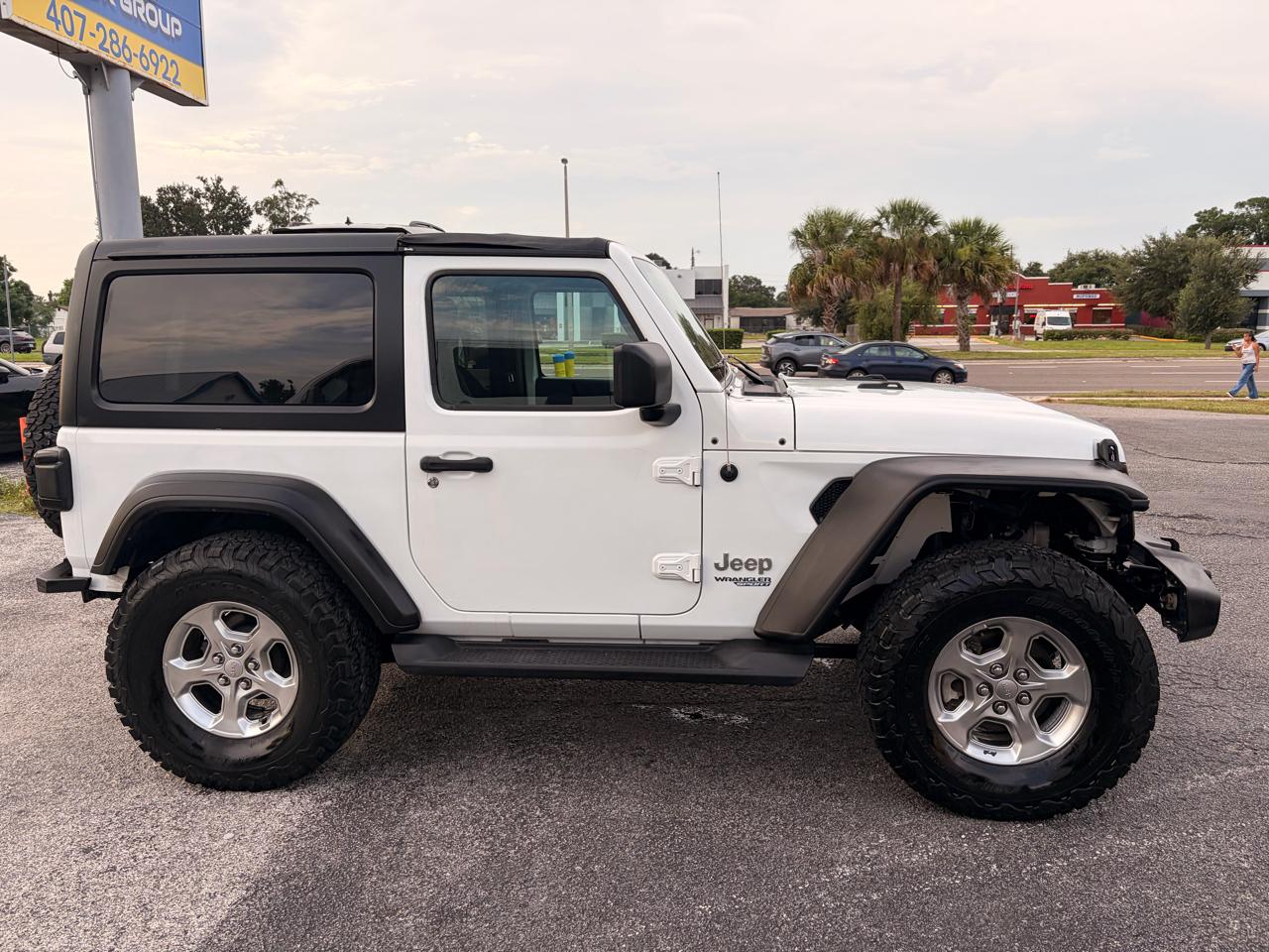 Jeep Wrangler Sport 4WD 2018