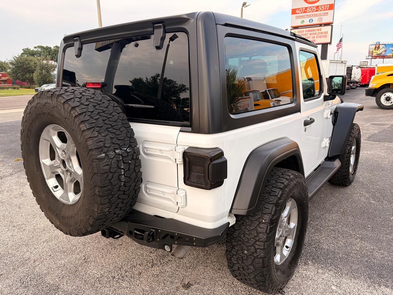 Jeep Wrangler Sport 4WD 2018