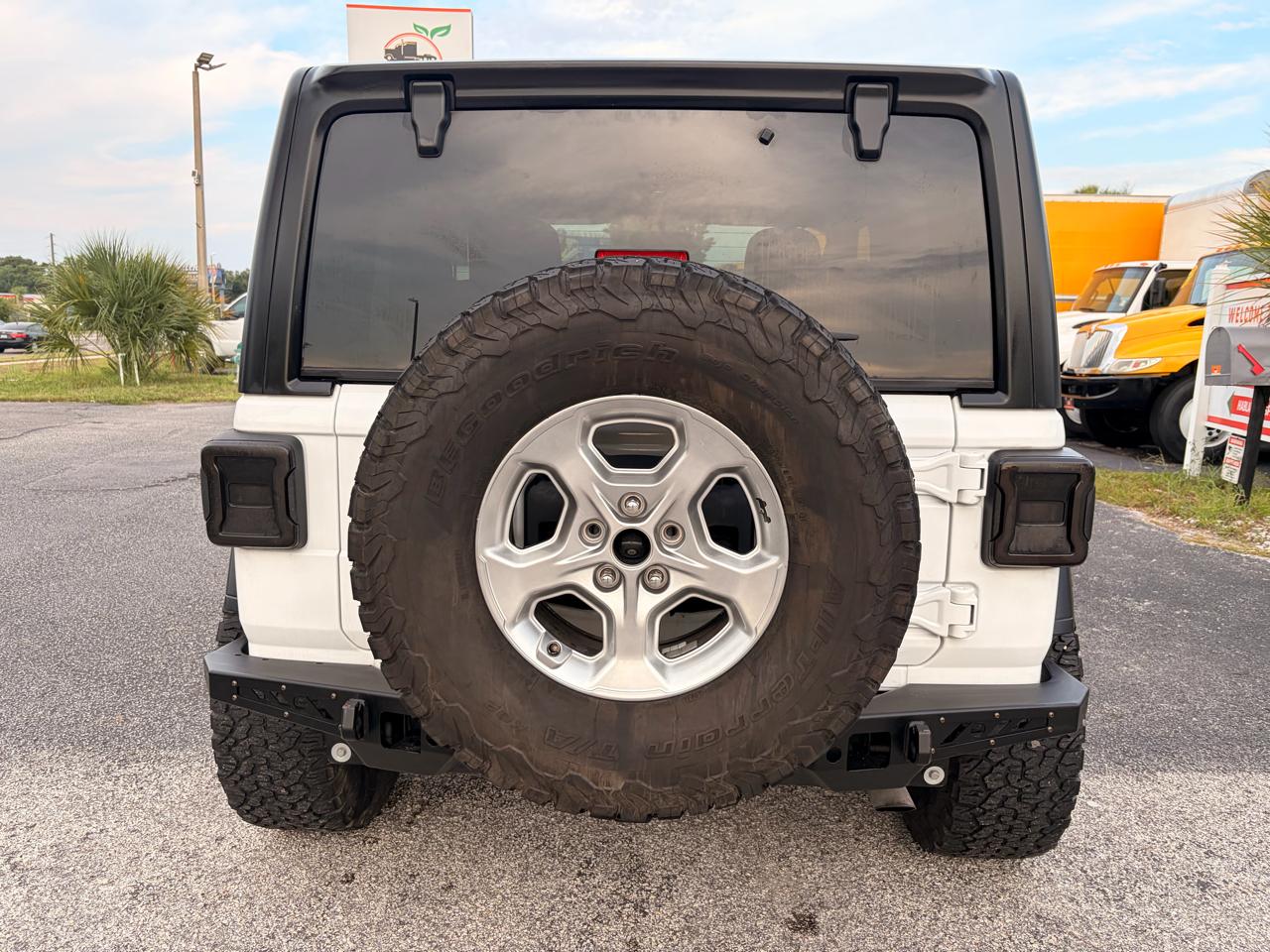 Jeep Wrangler Sport 4WD 2018