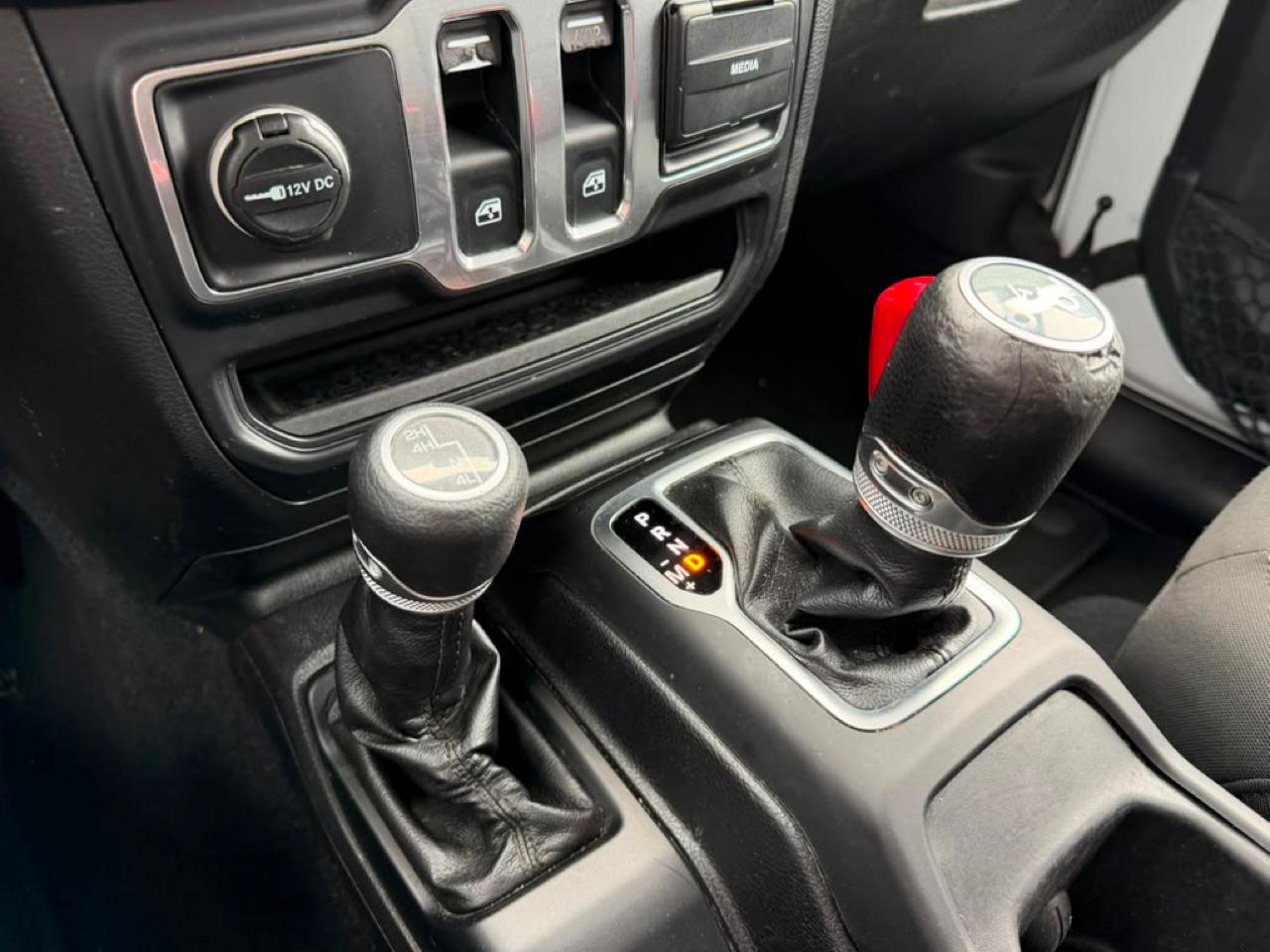 Jeep Wrangler Sport 4WD 2018