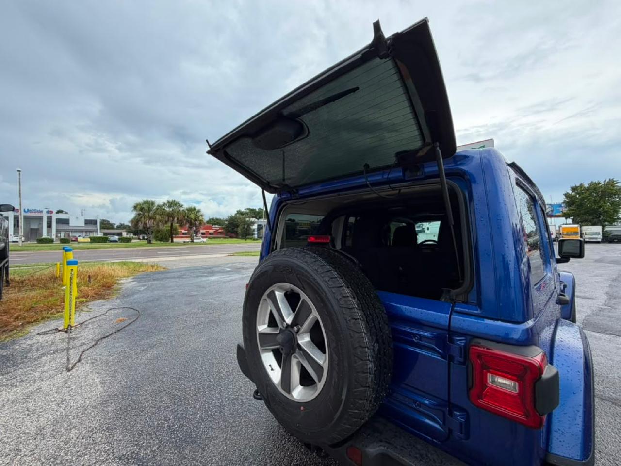 Jeep Wrangler Unlimited Sahara 2018