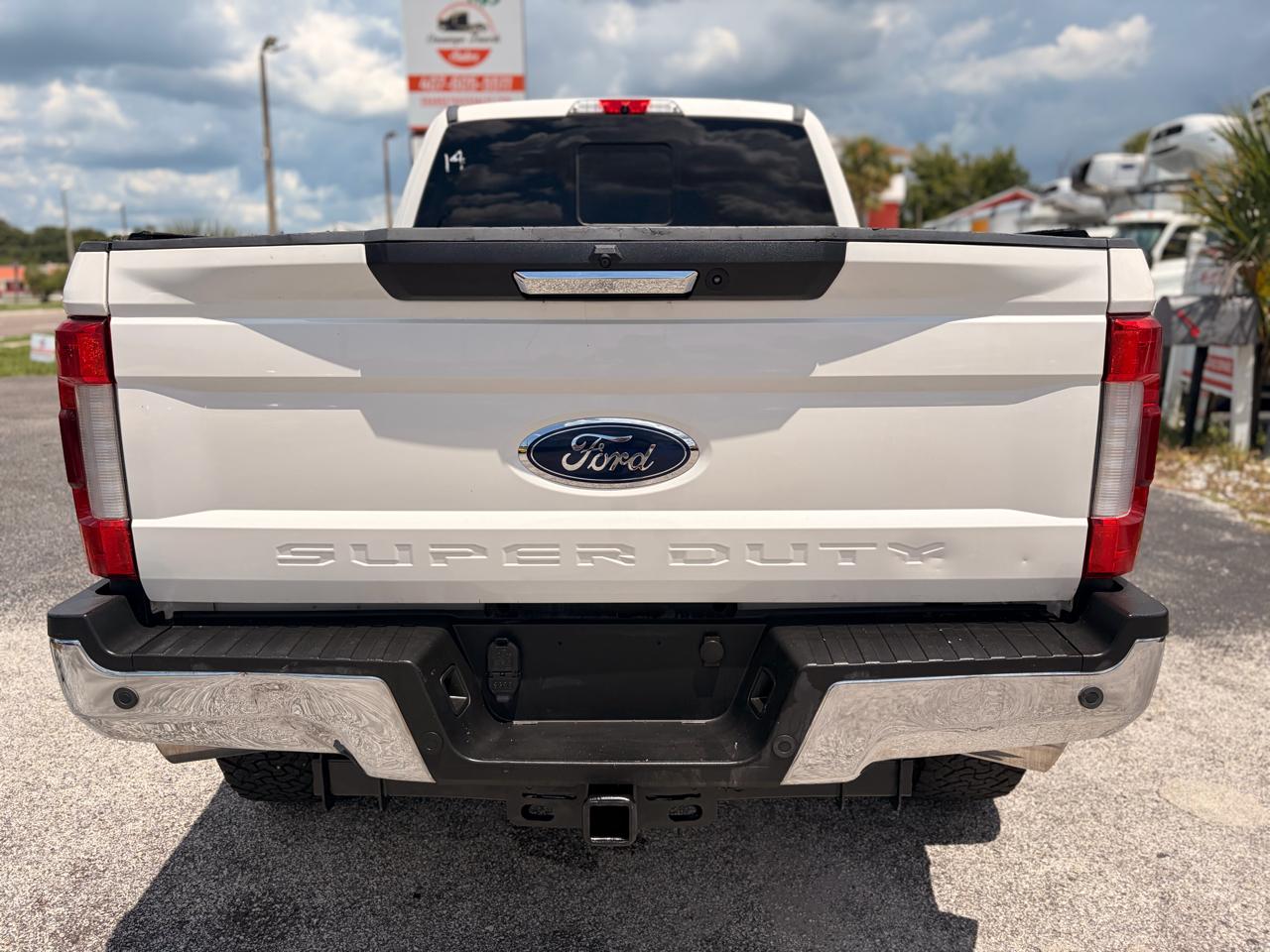 Ford F-250 SD Lariat Crew Cab SWB 4WD 2018