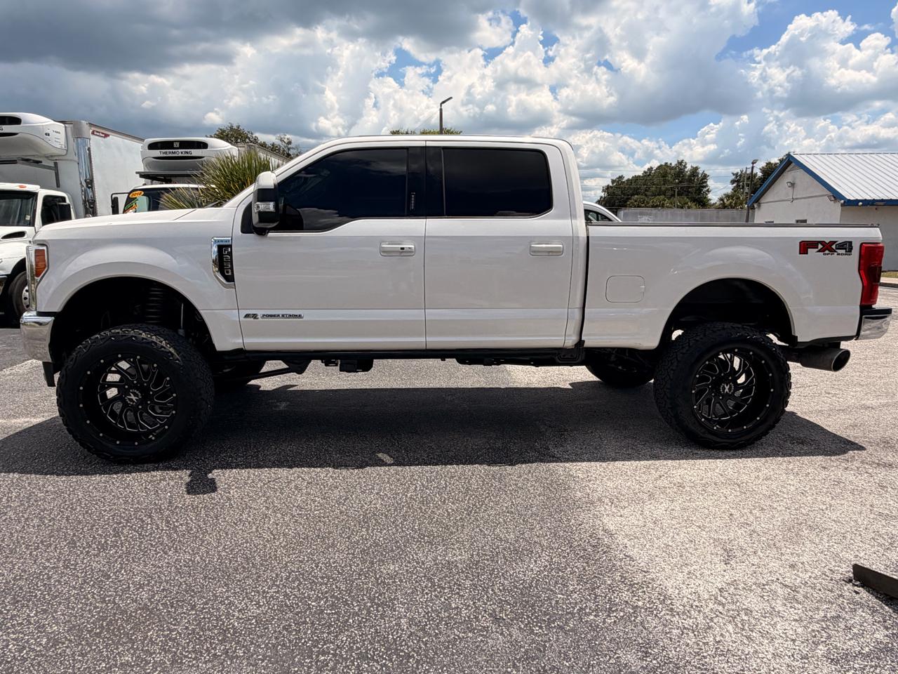 Ford F-250 SD Lariat Crew Cab SWB 4WD 2018