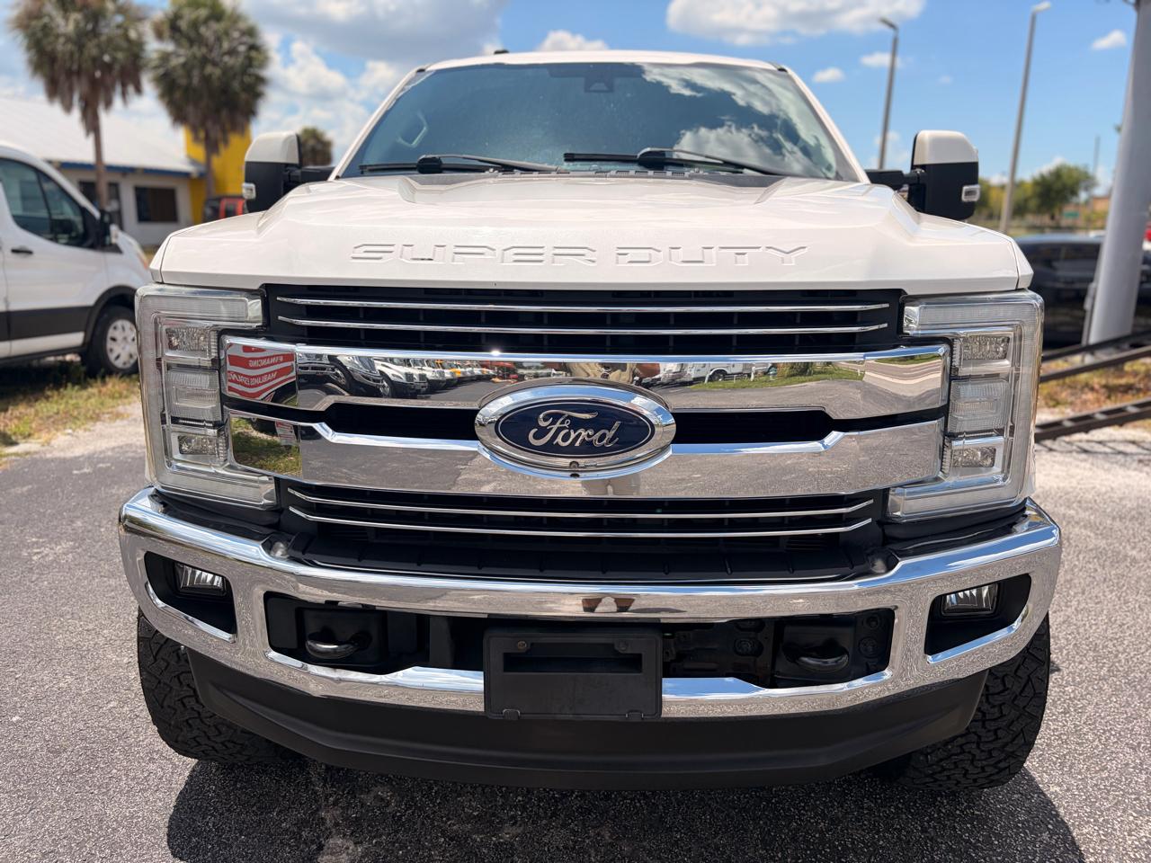 Ford F-250 SD Lariat Crew Cab SWB 4WD 2018
