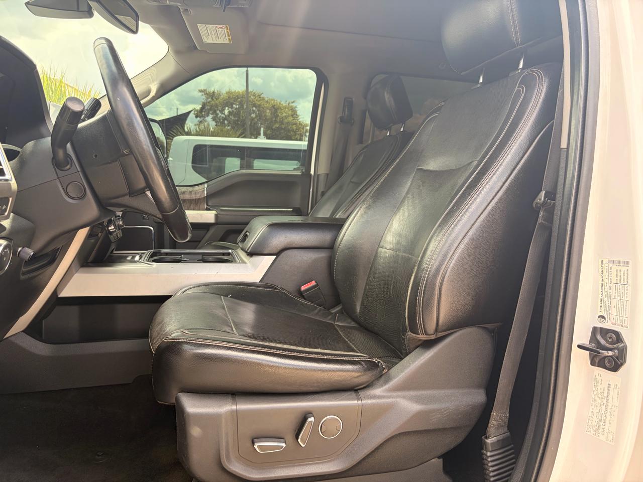 Ford F-250 SD Lariat Crew Cab SWB 4WD 2018