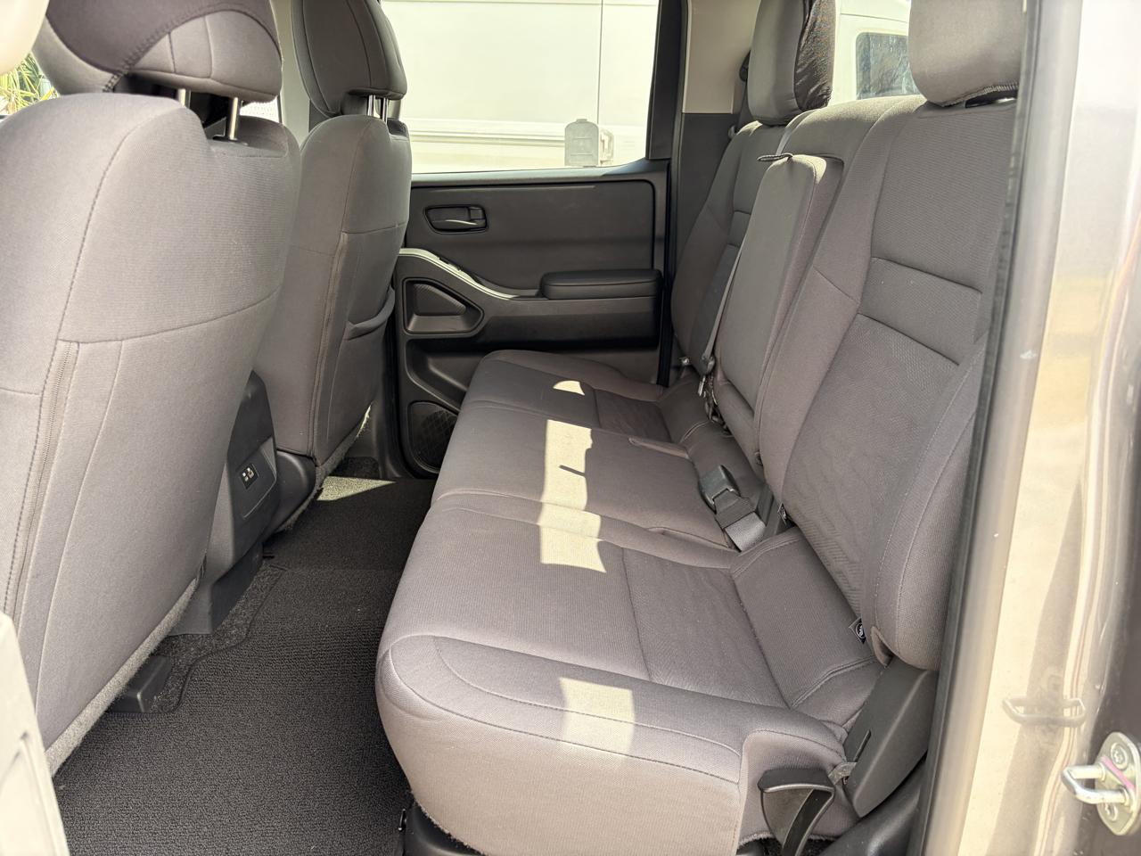 Nissan Frontier S Crew Cab 2WD 2022