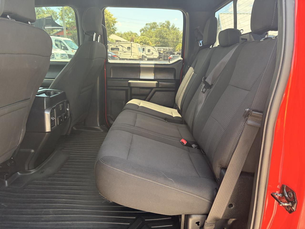 Ford F-150 4WD SuperCrew 145" FX4 2017