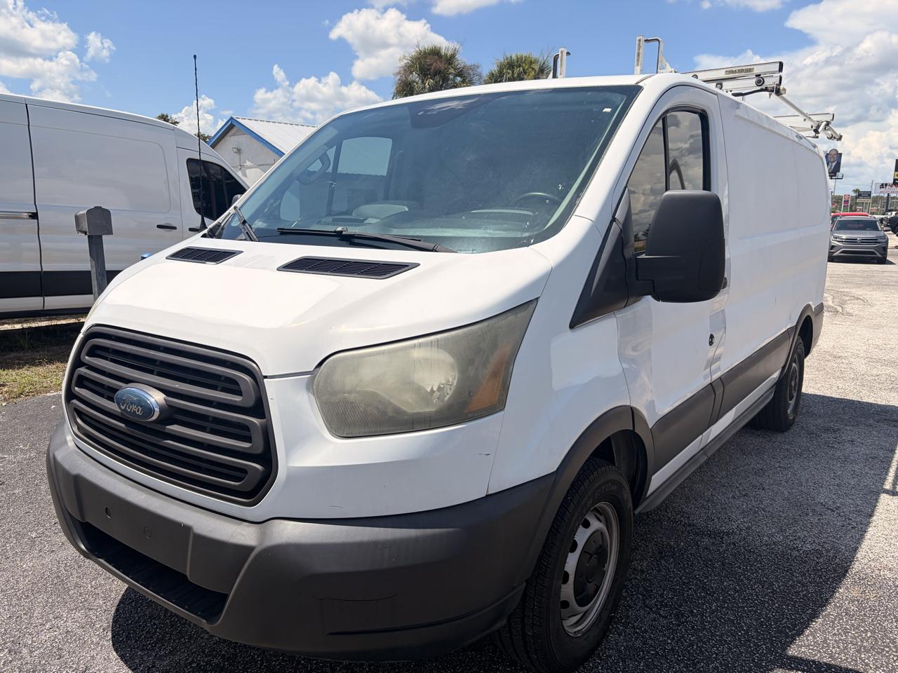 Ford Transit 250 Van Low Roof 60/40 Pass.130-in. WB 2015