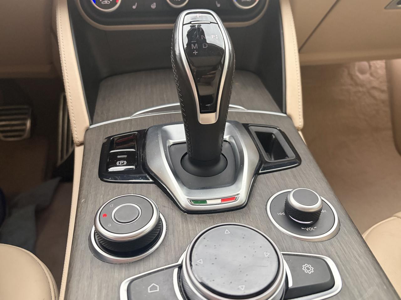 Alfa Romeo Stelvio Ti 2021