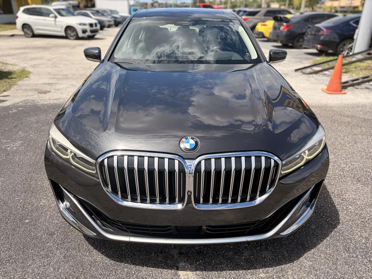 BMW 7-Series 740i 2020