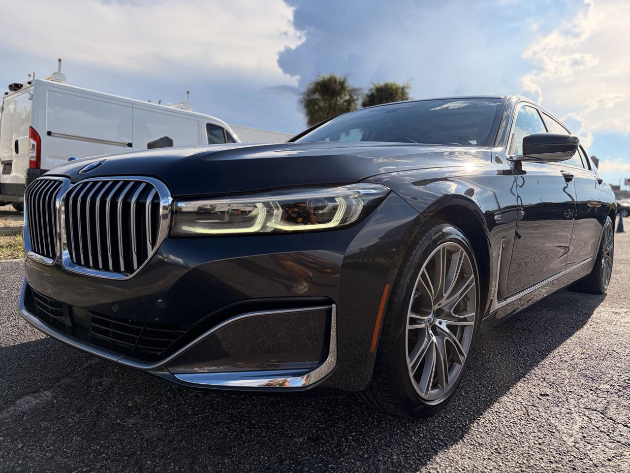 BMW 7-Series 740i 2020