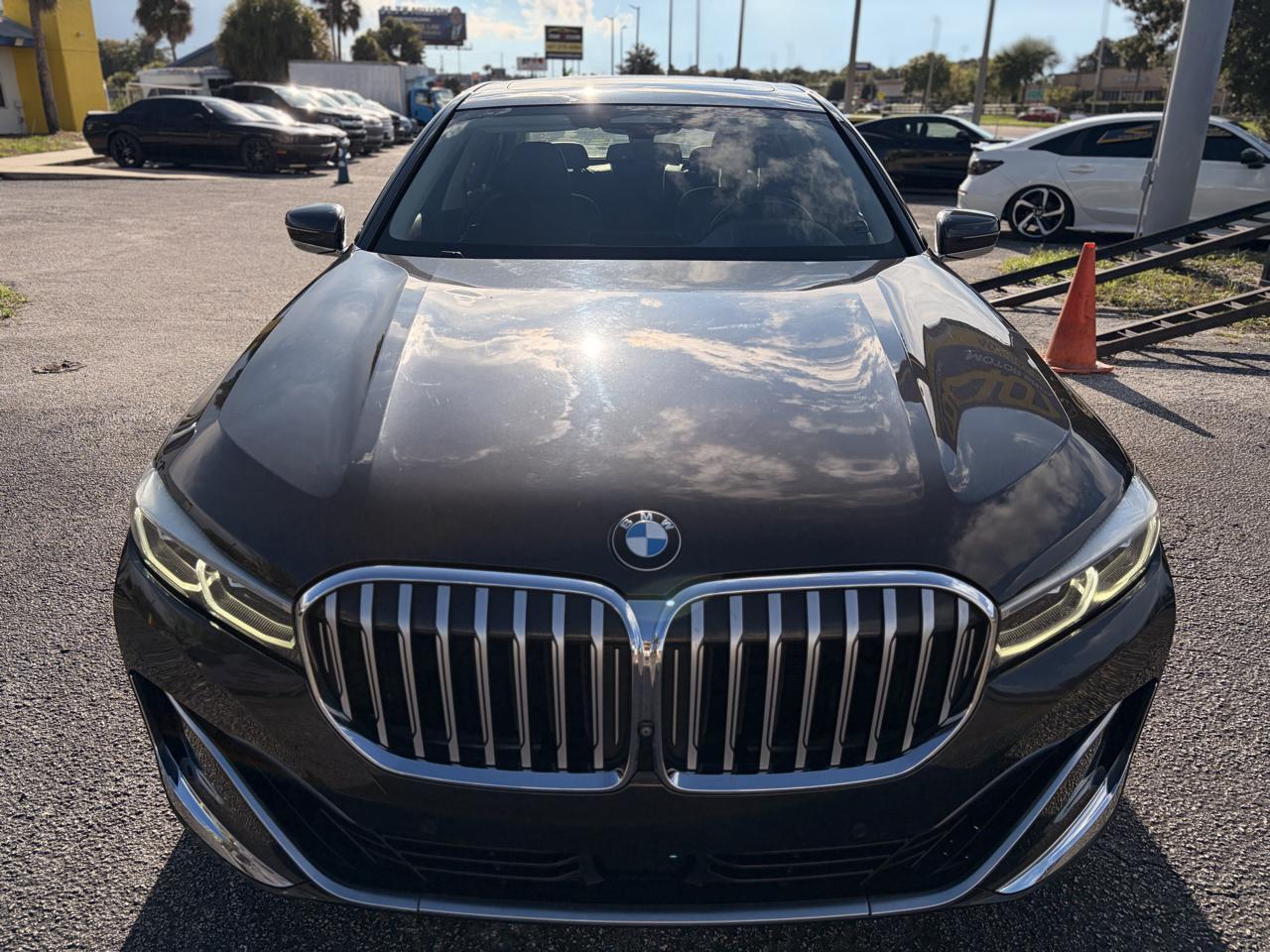 BMW 7-Series 740i 2020