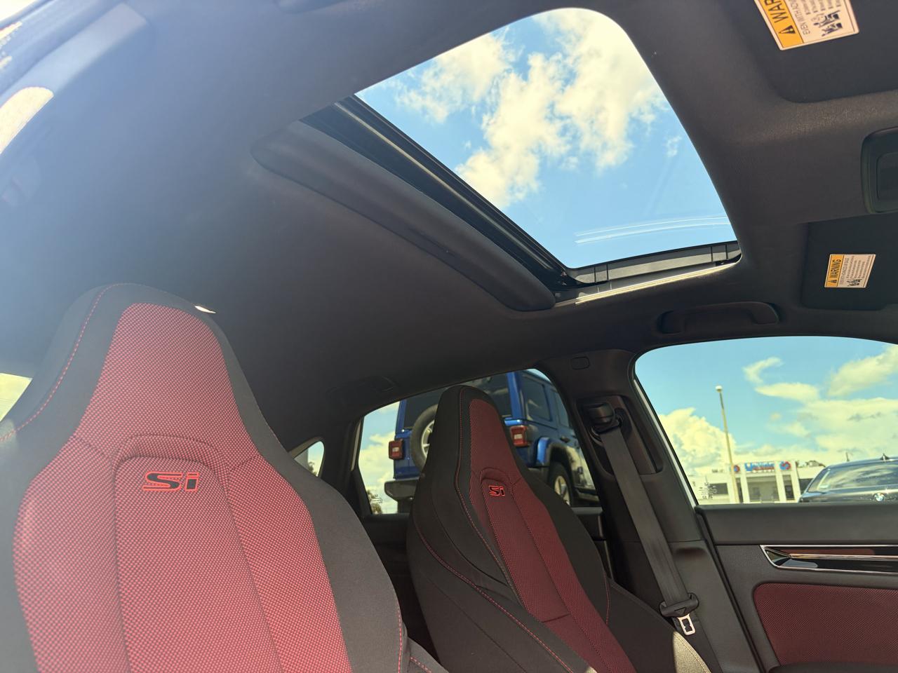 Honda Civic Si Sedan 6-Speed MT 2023