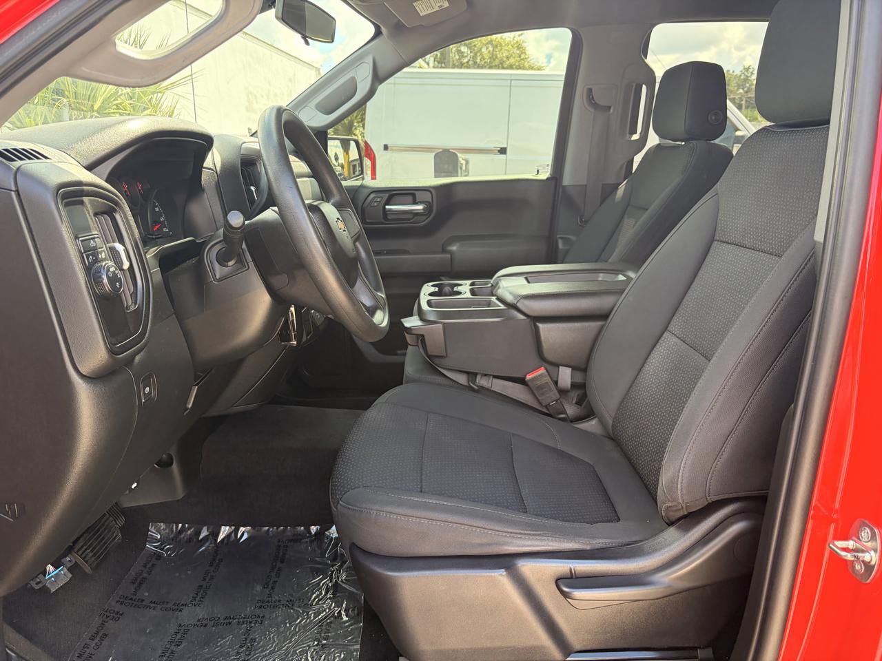 Chevrolet Silverado 1500 2WD Crew Cab 157" Custom 2020