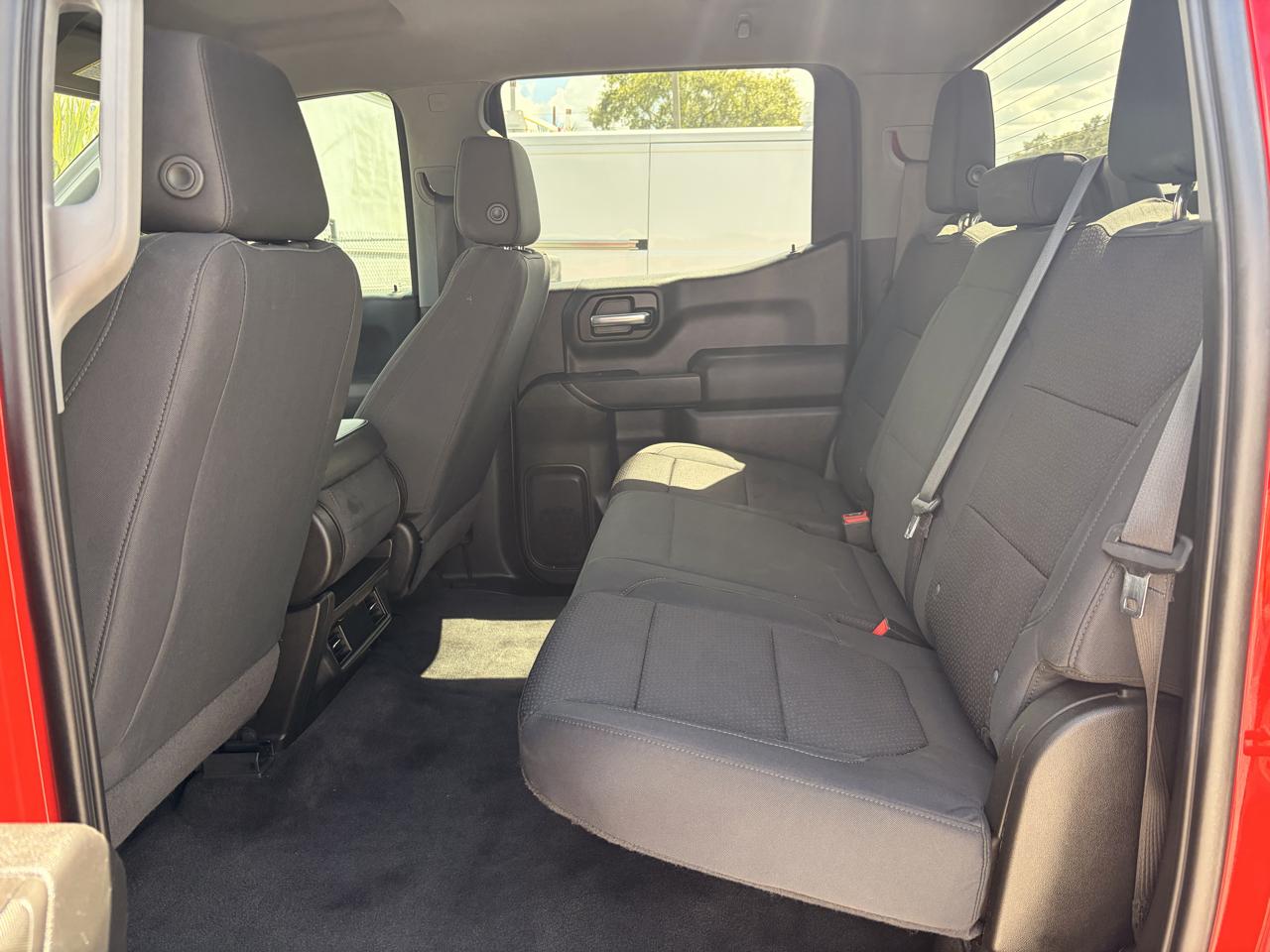 Chevrolet Silverado 1500 2WD Crew Cab 157" Custom 2020