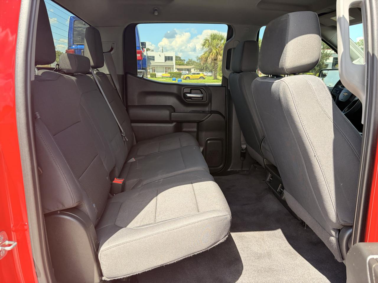 Chevrolet Silverado 1500 2WD Crew Cab 157" Custom 2020