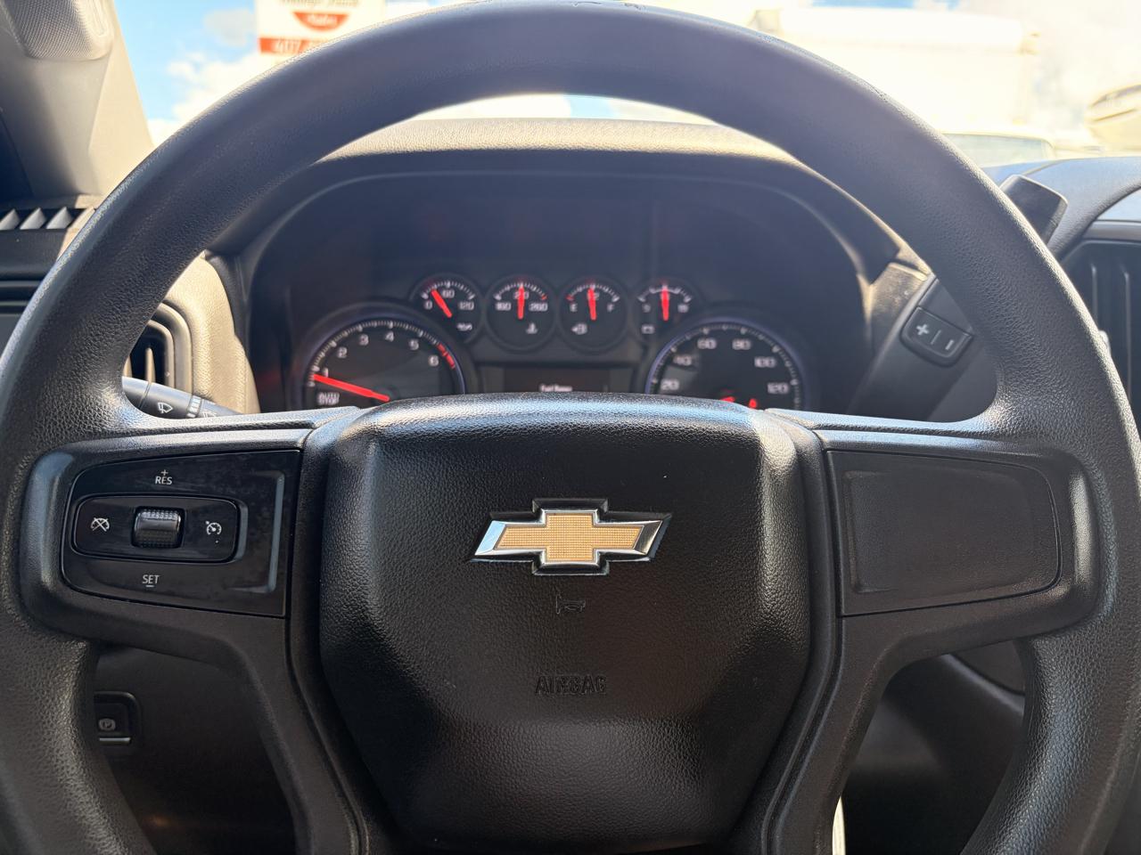 Chevrolet Silverado 1500 2WD Crew Cab 157" Custom 2020
