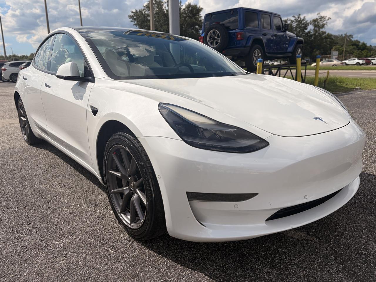 Tesla Model 3 Standard Range Plus 2021