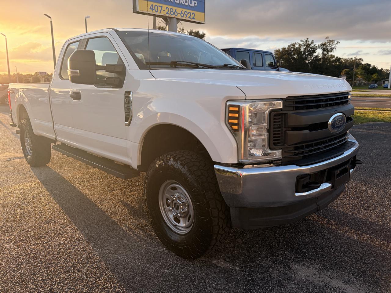 Ford F-250 SD XL SuperCab Long Bed 4WD 2018