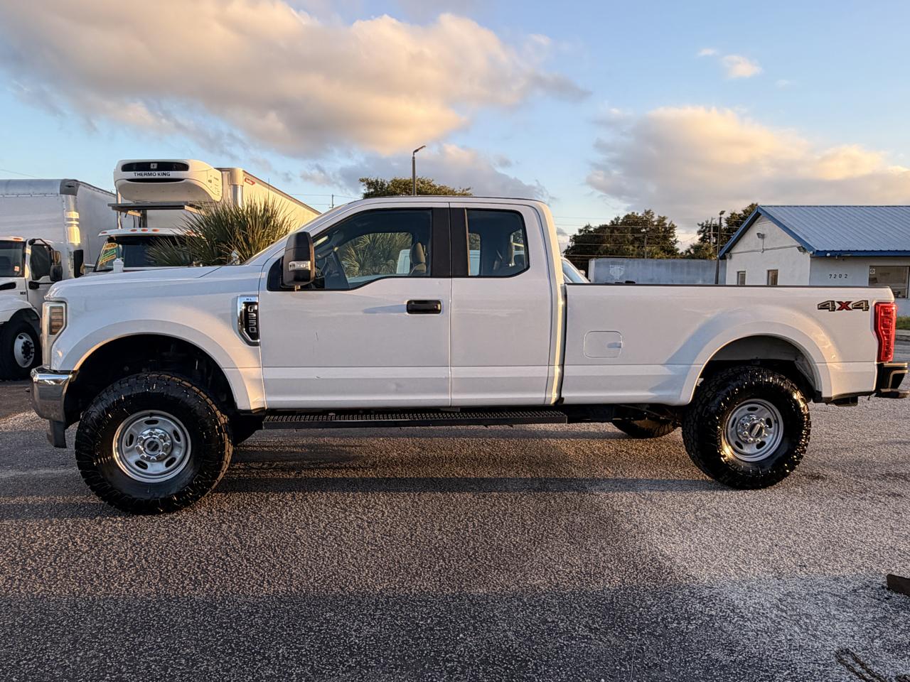 Ford F-250 SD XL SuperCab Long Bed 4WD 2018