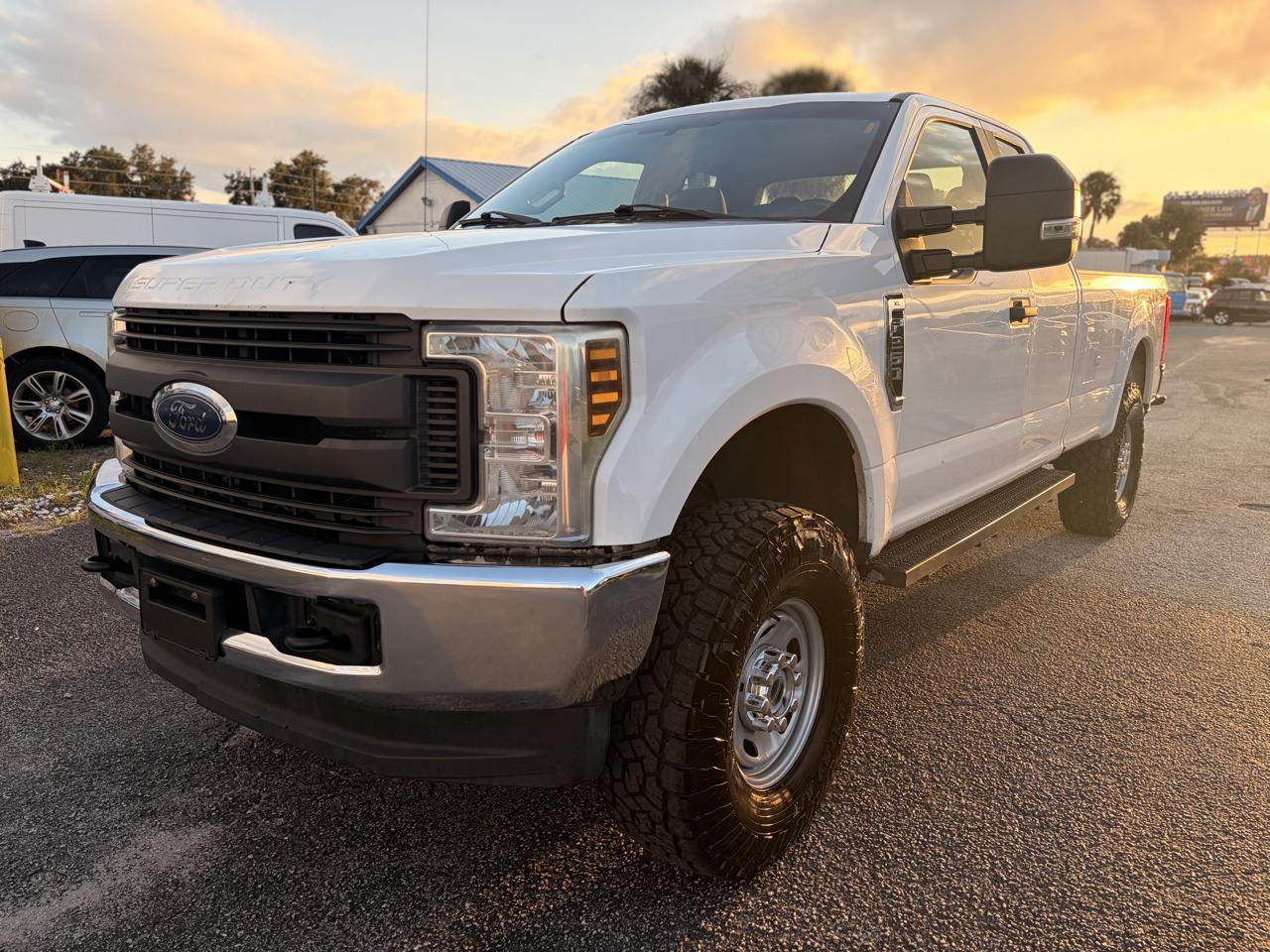 Ford F-250 SD XL SuperCab Long Bed 4WD 2018