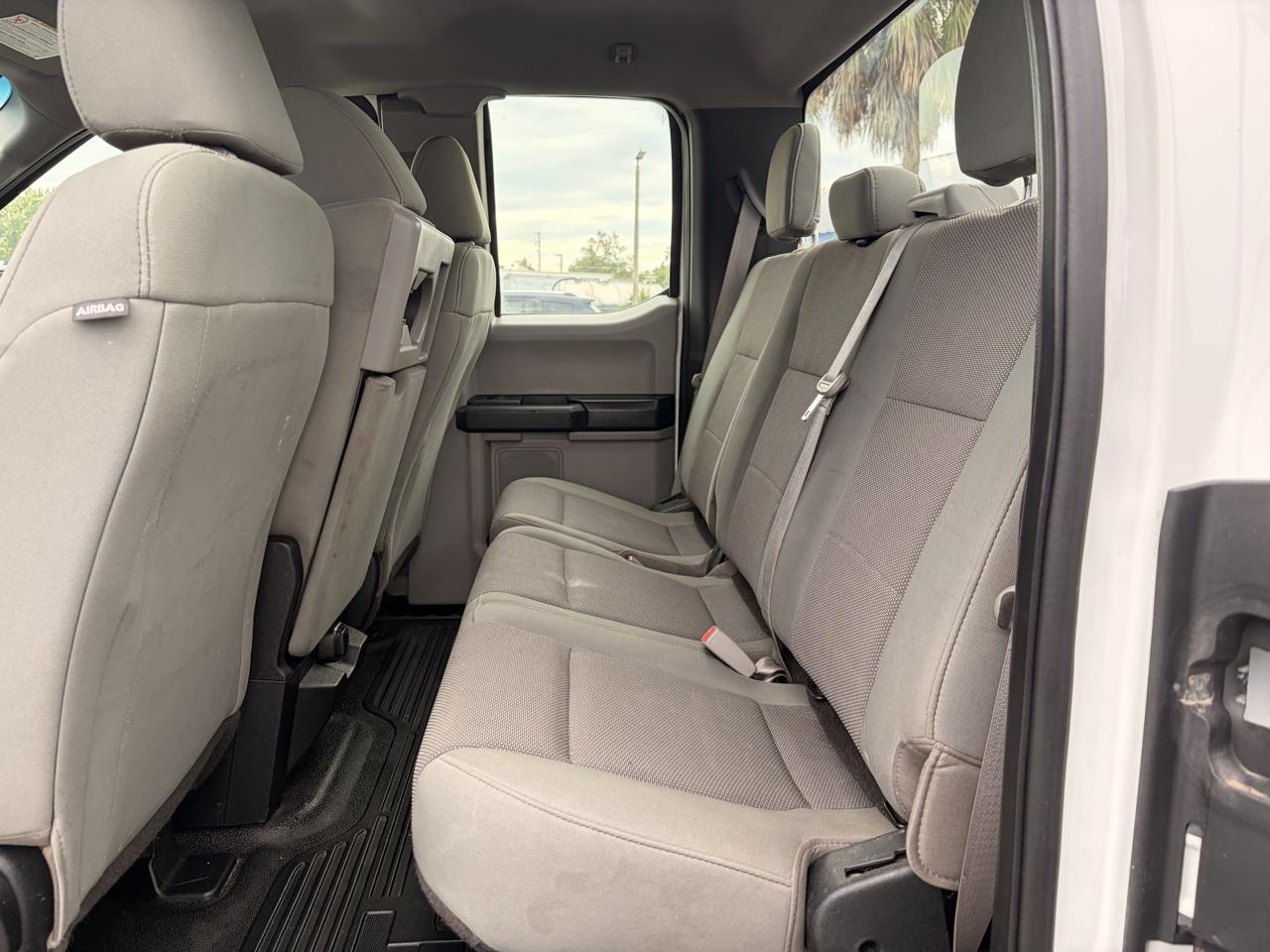 Ford F-250 SD XL SuperCab Long Bed 4WD 2018