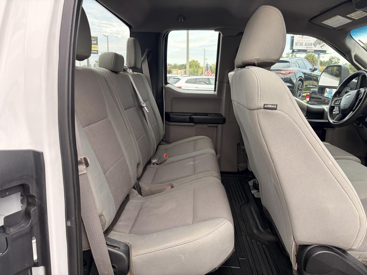 Ford F-250 SD XL SuperCab Long Bed 4WD 2018