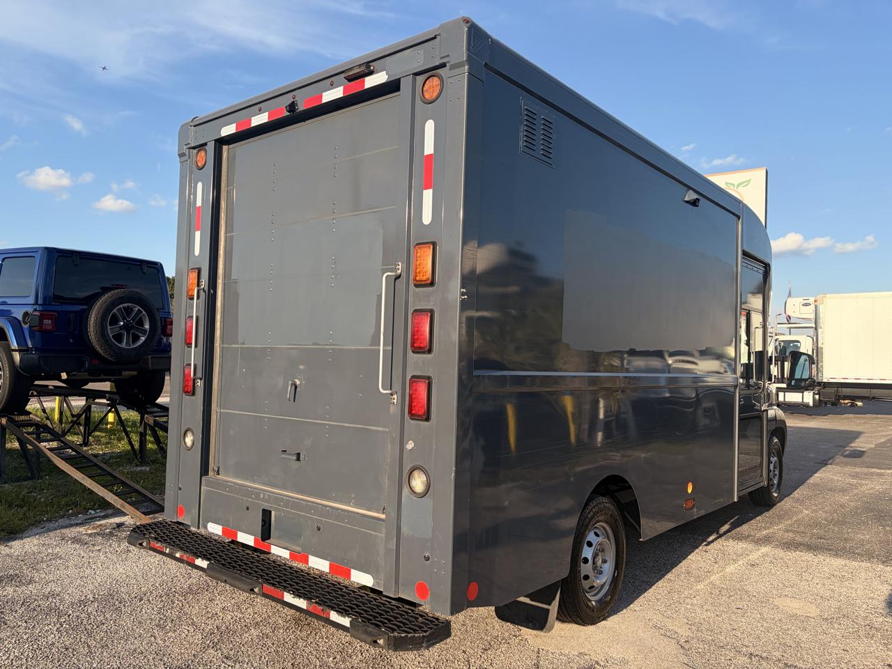 RAM Promaster 3500 Standard Roof 159-in. WB 2022