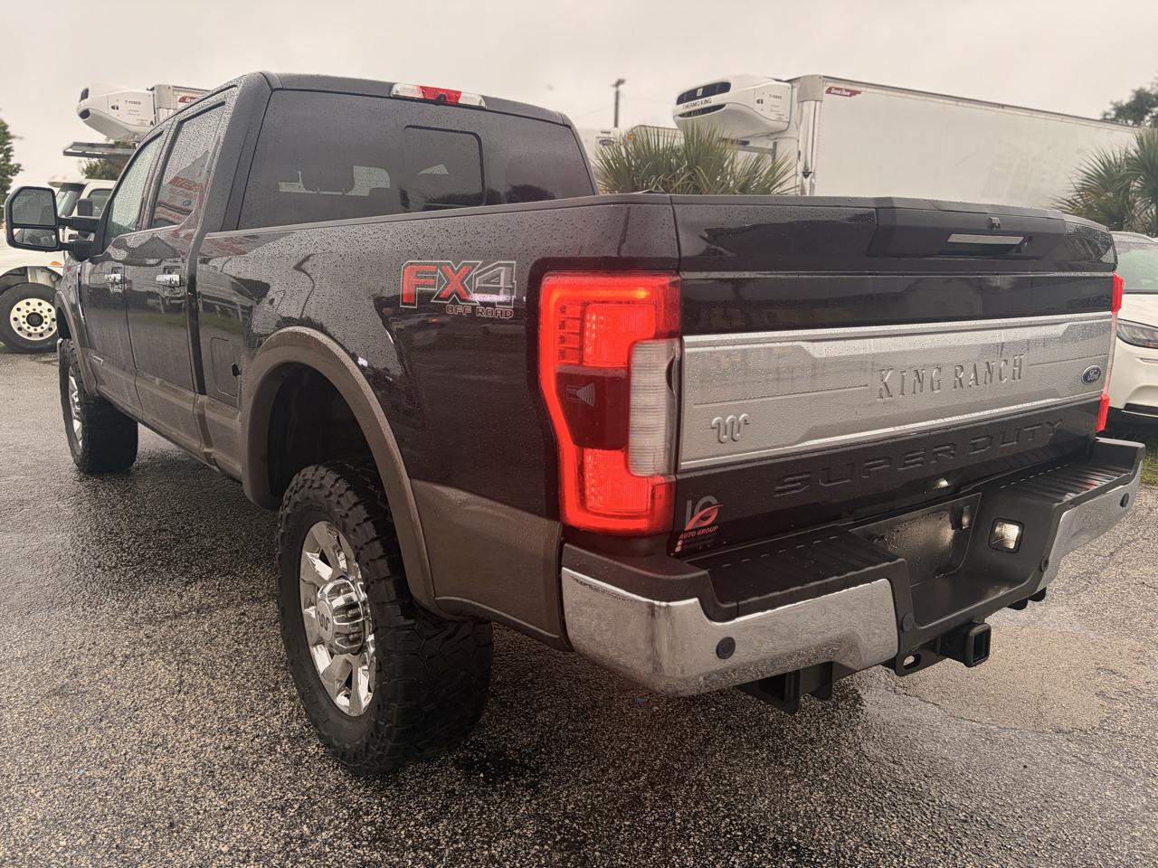 Ford F-350 SD King Ranch Crew Cab 4WD 2017