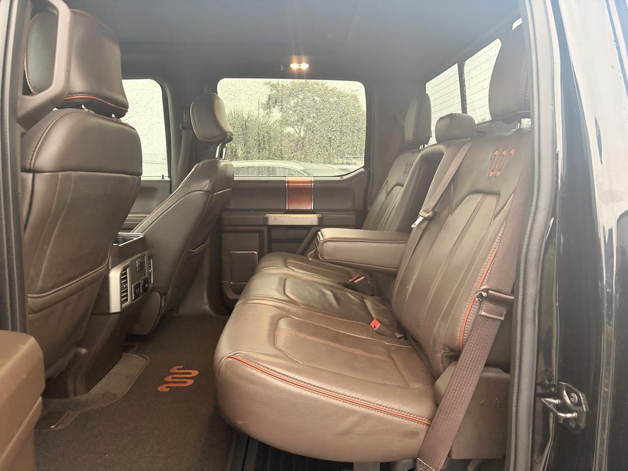 Ford F-350 SD King Ranch Crew Cab 4WD 2017