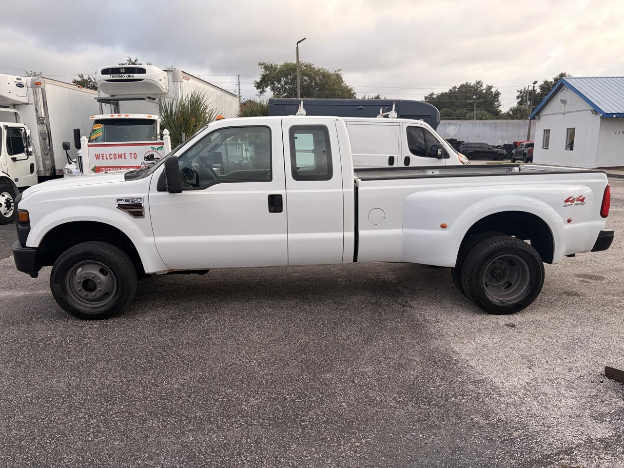 Ford F-350 SD XL SuperCab 4WD 2008
