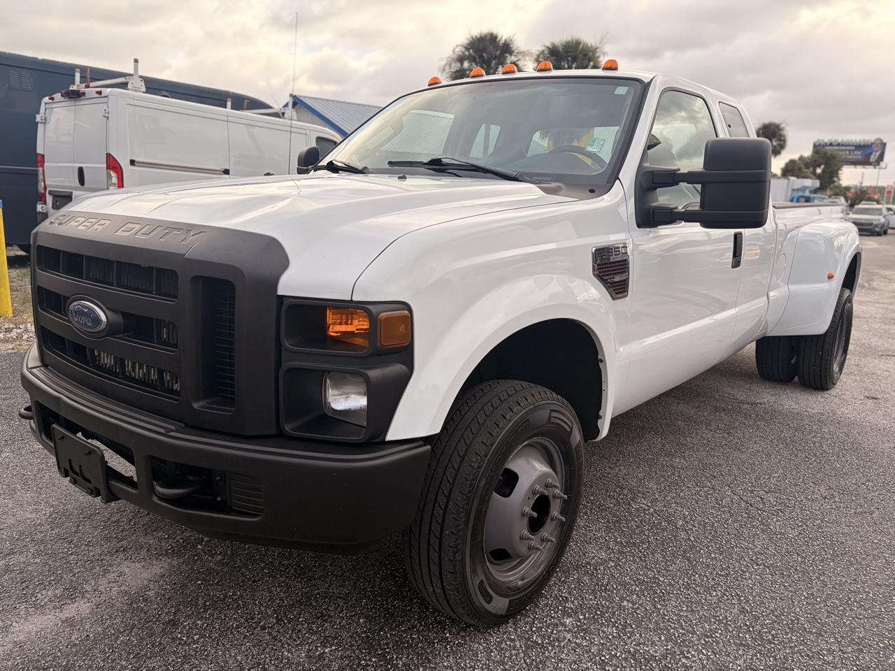 Ford F-350 SD XL SuperCab 4WD 2008
