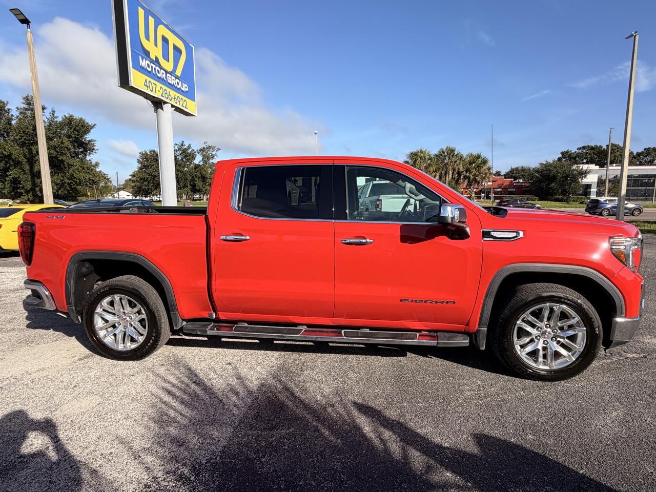 GMC Sierra 1500 4WD Crew Cab 143.5" SLT 2019