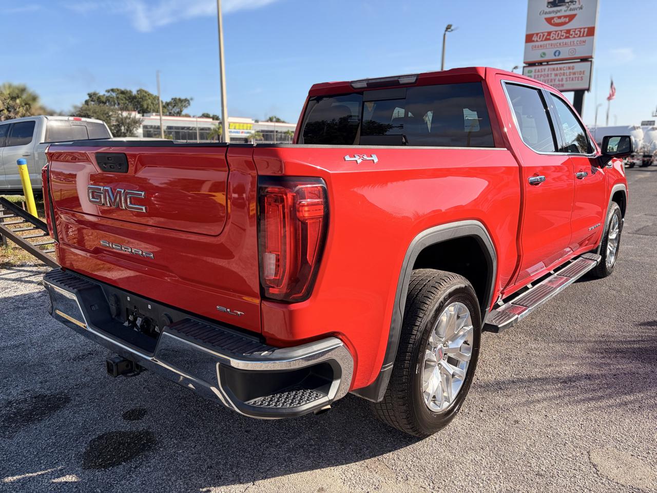 GMC Sierra 1500 4WD Crew Cab 143.5" SLT 2019