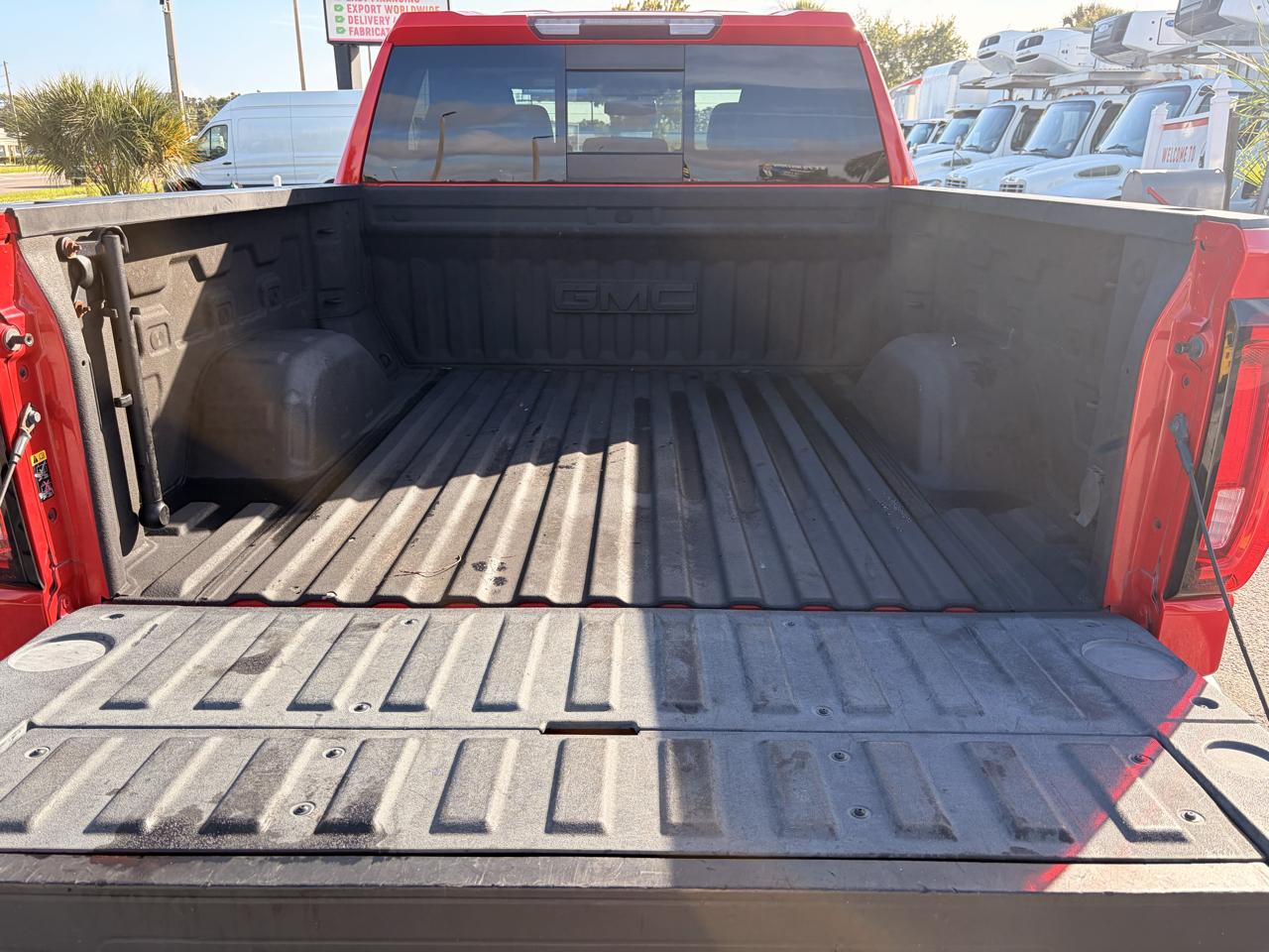 GMC Sierra 1500 4WD Crew Cab 143.5" SLT 2019