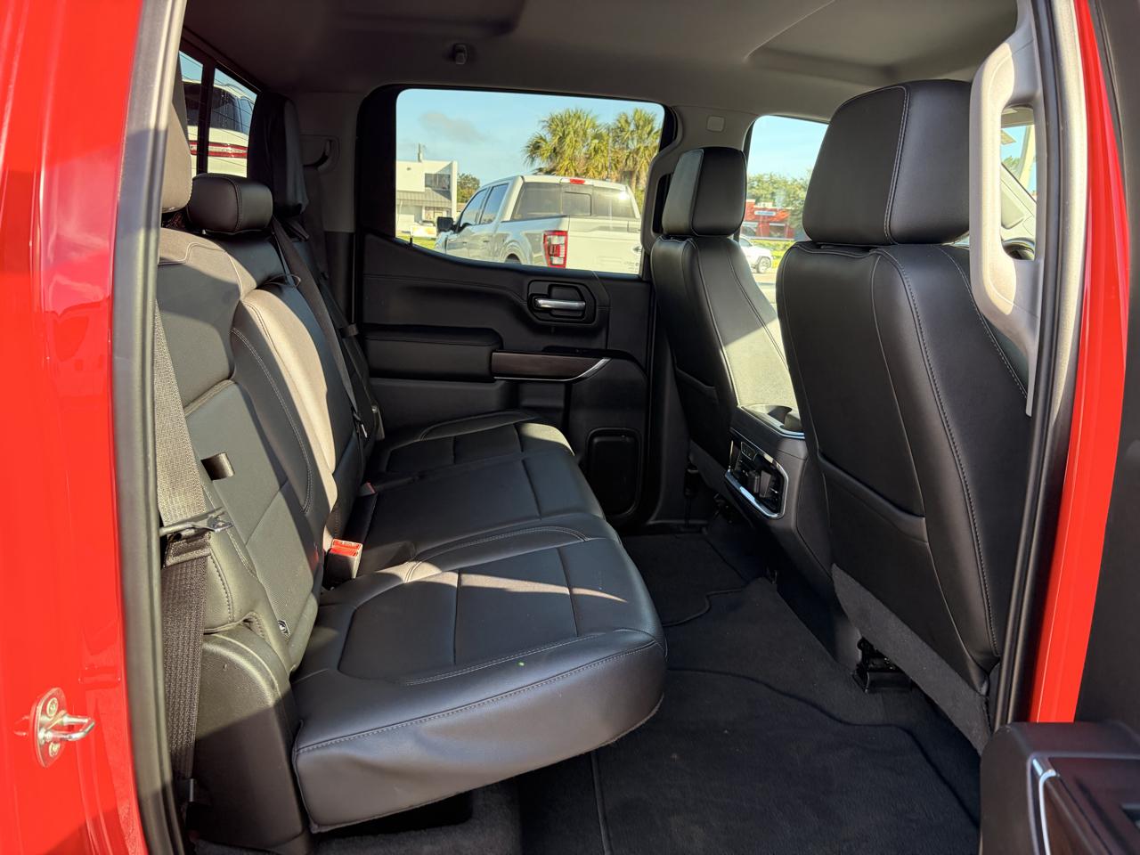 GMC Sierra 1500 4WD Crew Cab 143.5" SLT 2019