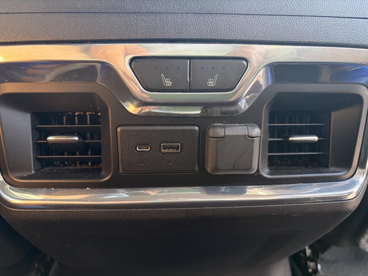 GMC Sierra 1500 4WD Crew Cab 143.5" SLT 2019