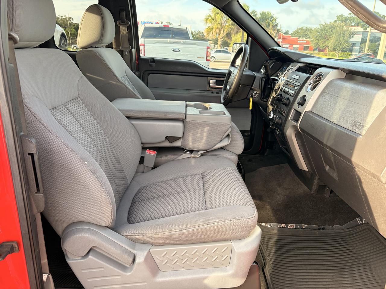 Ford F-150 XLT SuperCab 2WD 2011