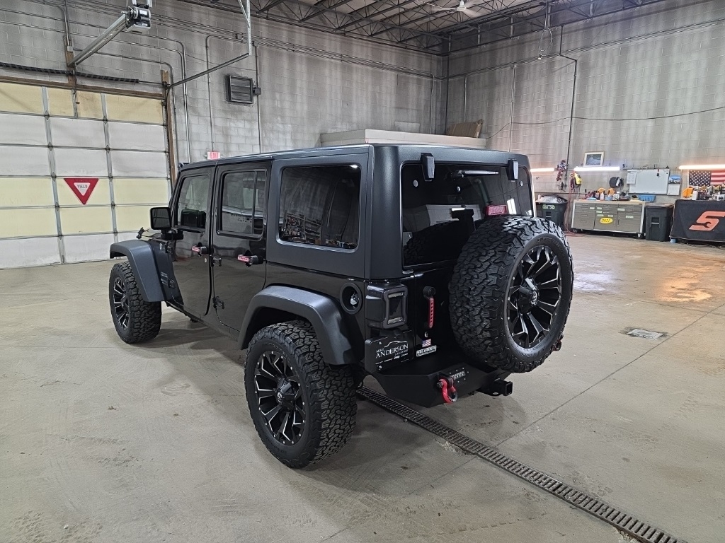 Jeep Wrangler  2017