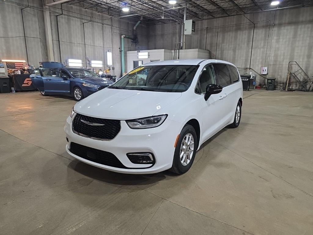 Chrysler Pacifica  2024