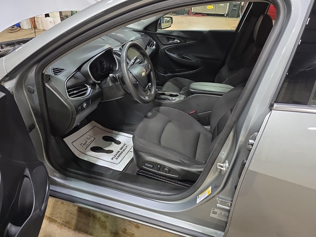 Chevrolet Malibu  2025