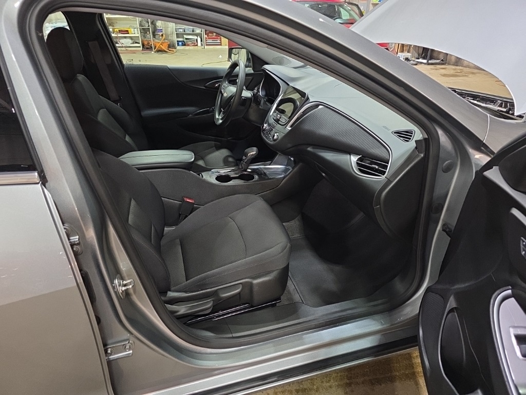 Chevrolet Malibu  2025