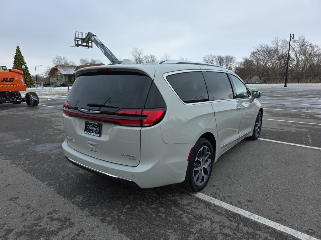 Chrysler Pacifica  2021