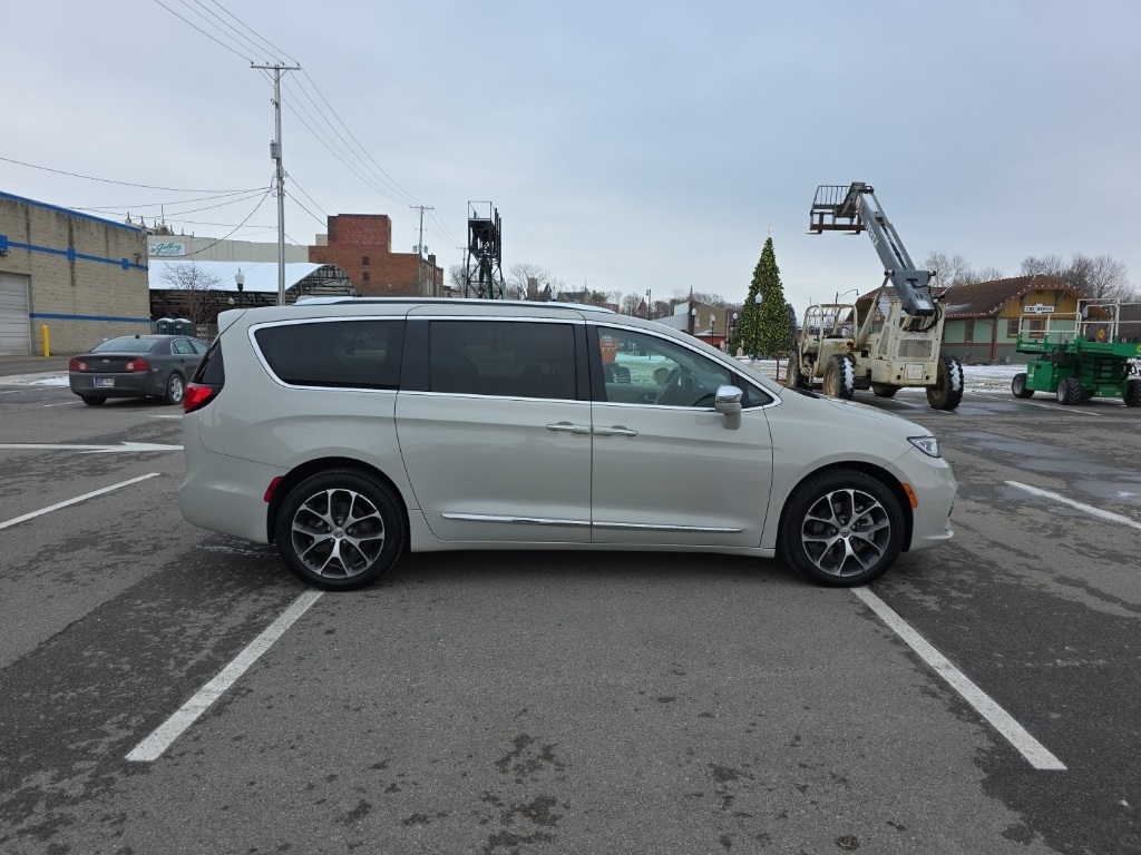 Chrysler Pacifica  2021