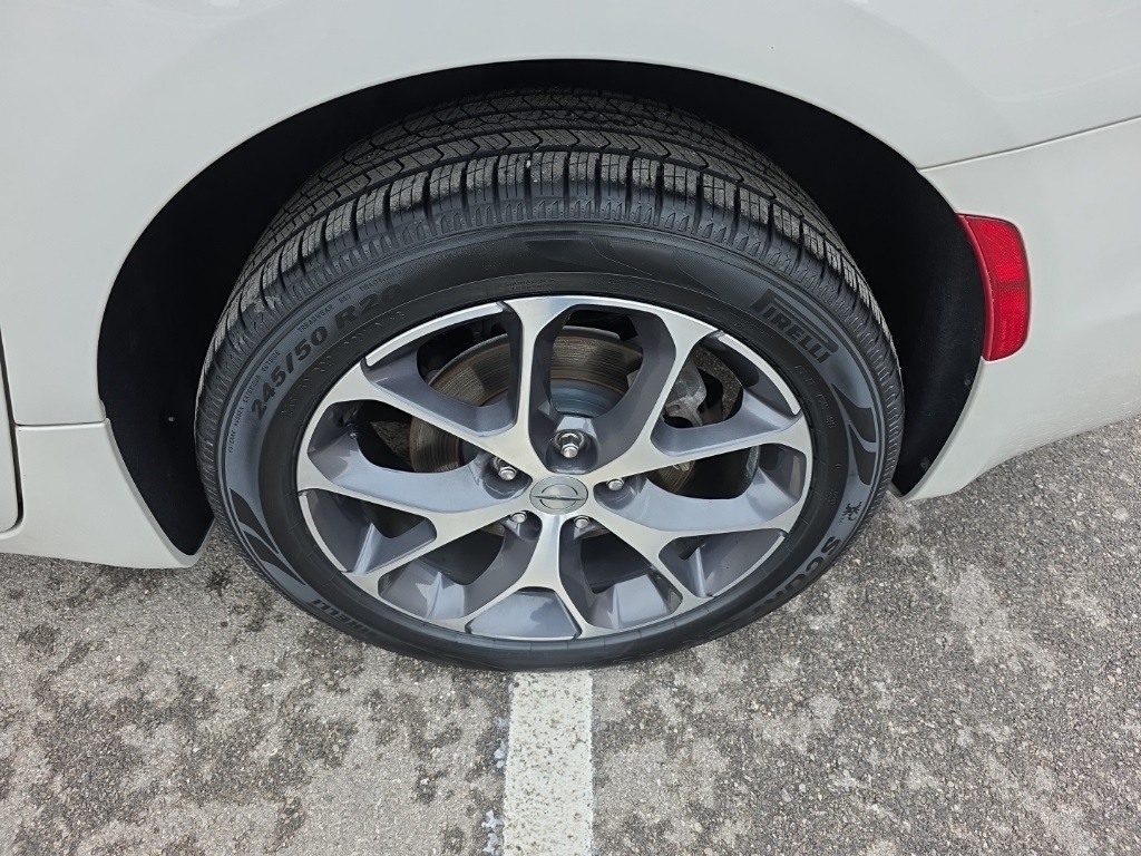 Chrysler Pacifica  2021